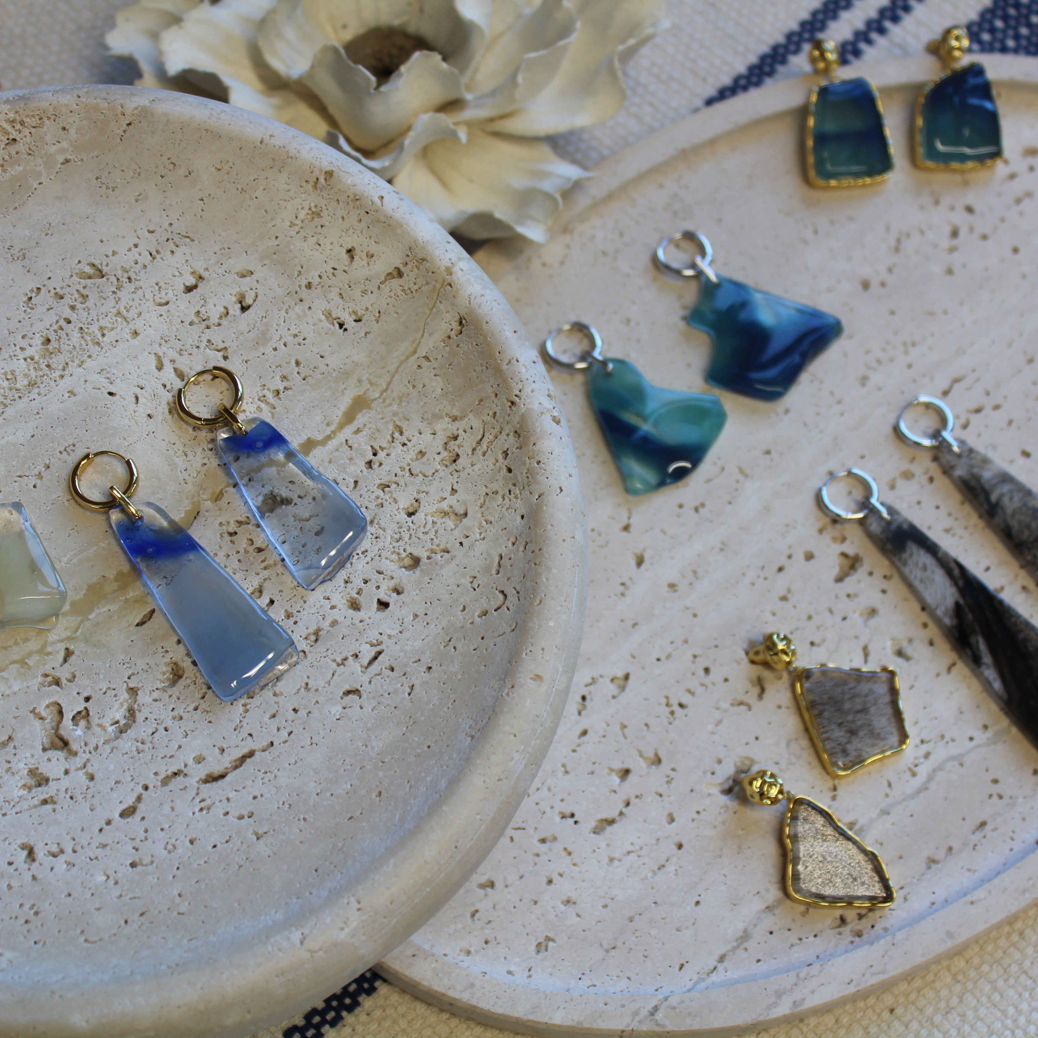 BESPOKE PROJECT: FROM LIGHT TO JEWELLERY